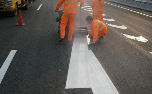 新源丙烯酸标线涂料